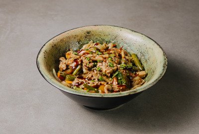 Удон з куркою теріякі WOK